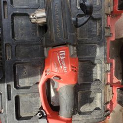 Milwaukee M18