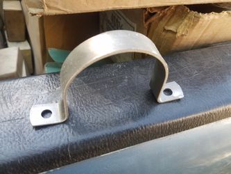 2-1/2 inch aluminum 2 hole clamp