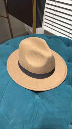 H&M hat