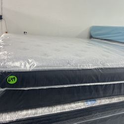 BRAND NEW WITH WARRANTY KING SIZE AMERICAN BEDDING MATTRESS & BOX SPRINGS BED SET