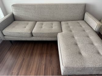 Couch with chaise