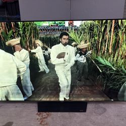 TV  LG 65” OLED
