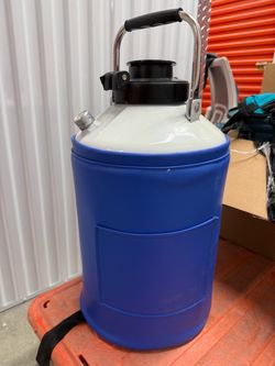Helium tank for balloons