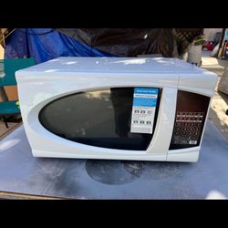 New approved vendor microwave oven white 1.1 cu tf oven capacity 1000 asked $100