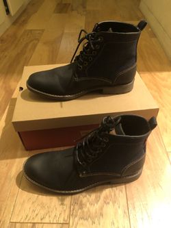 Levi’s Men Dress Boots 9