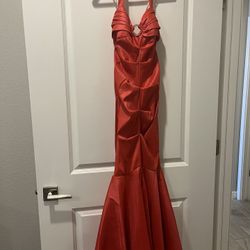 Beautiful Mermaid Fit Dress