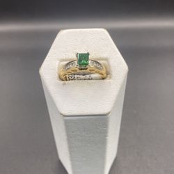 14KT Gold Ring