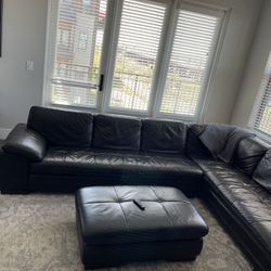 Black Leather Sectional Couch 