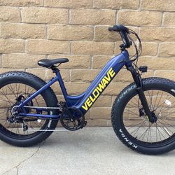 Velowave Rover Step-Thru Electric Bike Navy blue Like New 