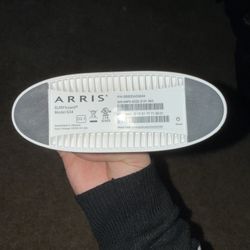 Arris Surfboard Model S34