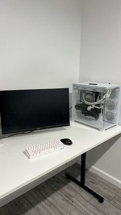 Gaming setup pc monitor keyboard and mouse