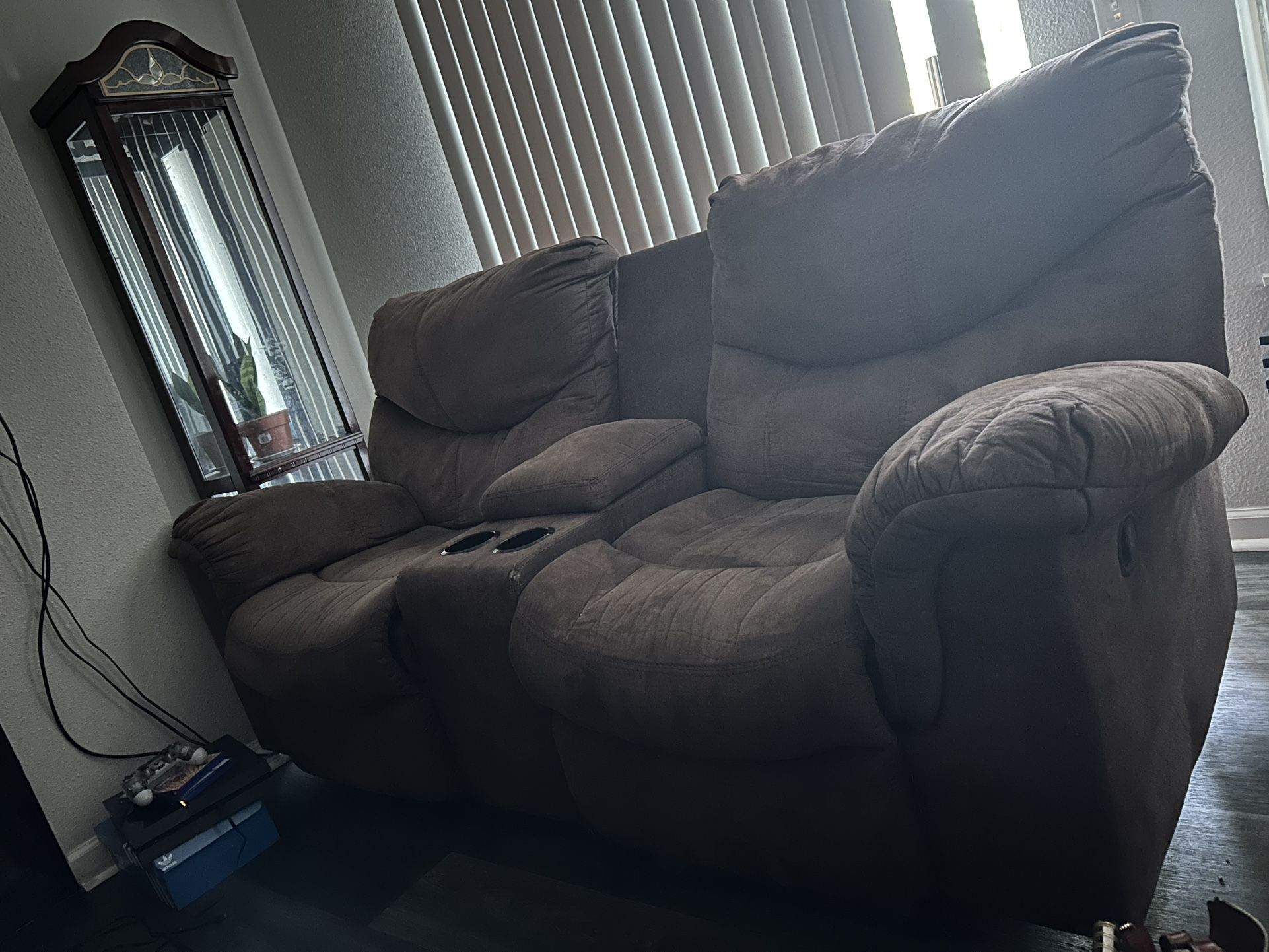 RECLINING Couch Set!!!!!