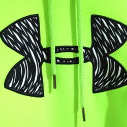 Female Large Under Armour Cooling Hoodie