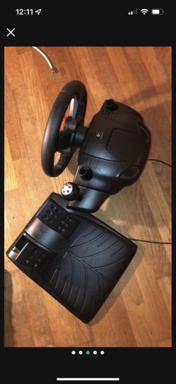 Logitech G driving force wheel for PC/PS4/PS3