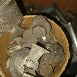 Bucket Of.Clip clip clamps 