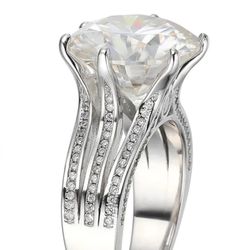 10ct moissanite Ring Size 8