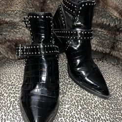 Women’s 9.5M Steve Madden Ankle Boots 