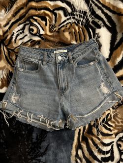 Womens Pacsun Jean Shorts (SIZE 25)