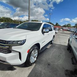 2023 Chevy Suburban Excellent Condition 3rd Row Call David Hodges 786-286-3000 