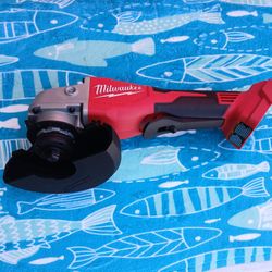 Grainer Milwaukke 18v Brushless Para Cortar Metal Solo Herramienta 