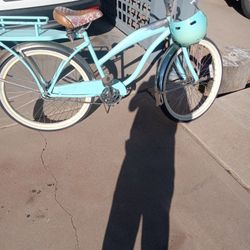 27 In Women's Beach Cruiser 