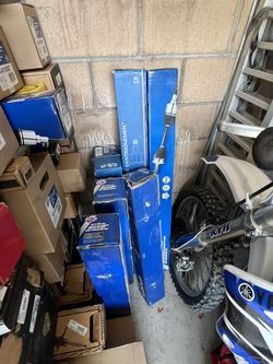 Radiators Breaks Amortiguadores Brasos Delanteros Clotchs Barras Estabilisadoras Todo Nuevo A Buen Precio Por Todo 