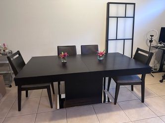Dinning Table + Chairs