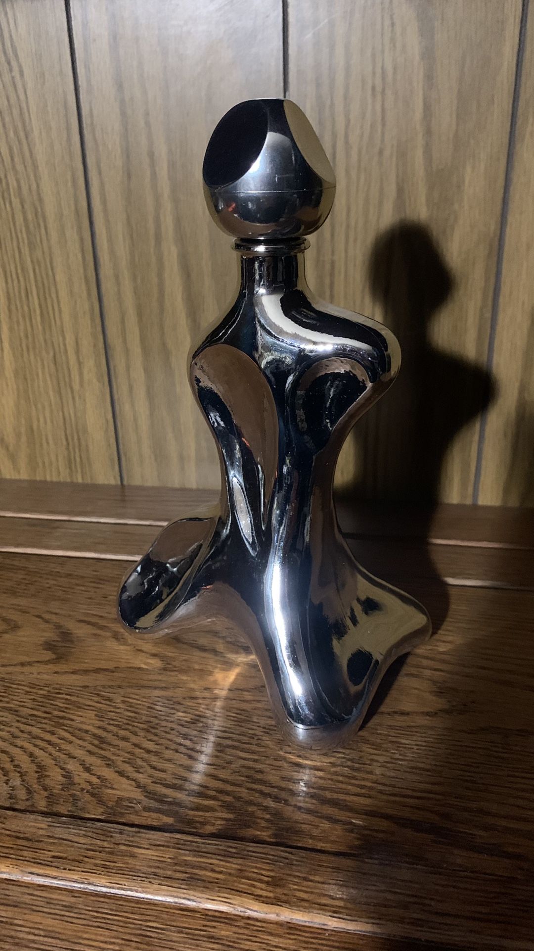Vintage Avon Futura Wild Country Cologne in 5 Oz Metal Chrome Decanter & Box New
