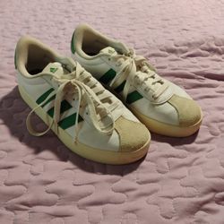 LADIES ADIDAS 