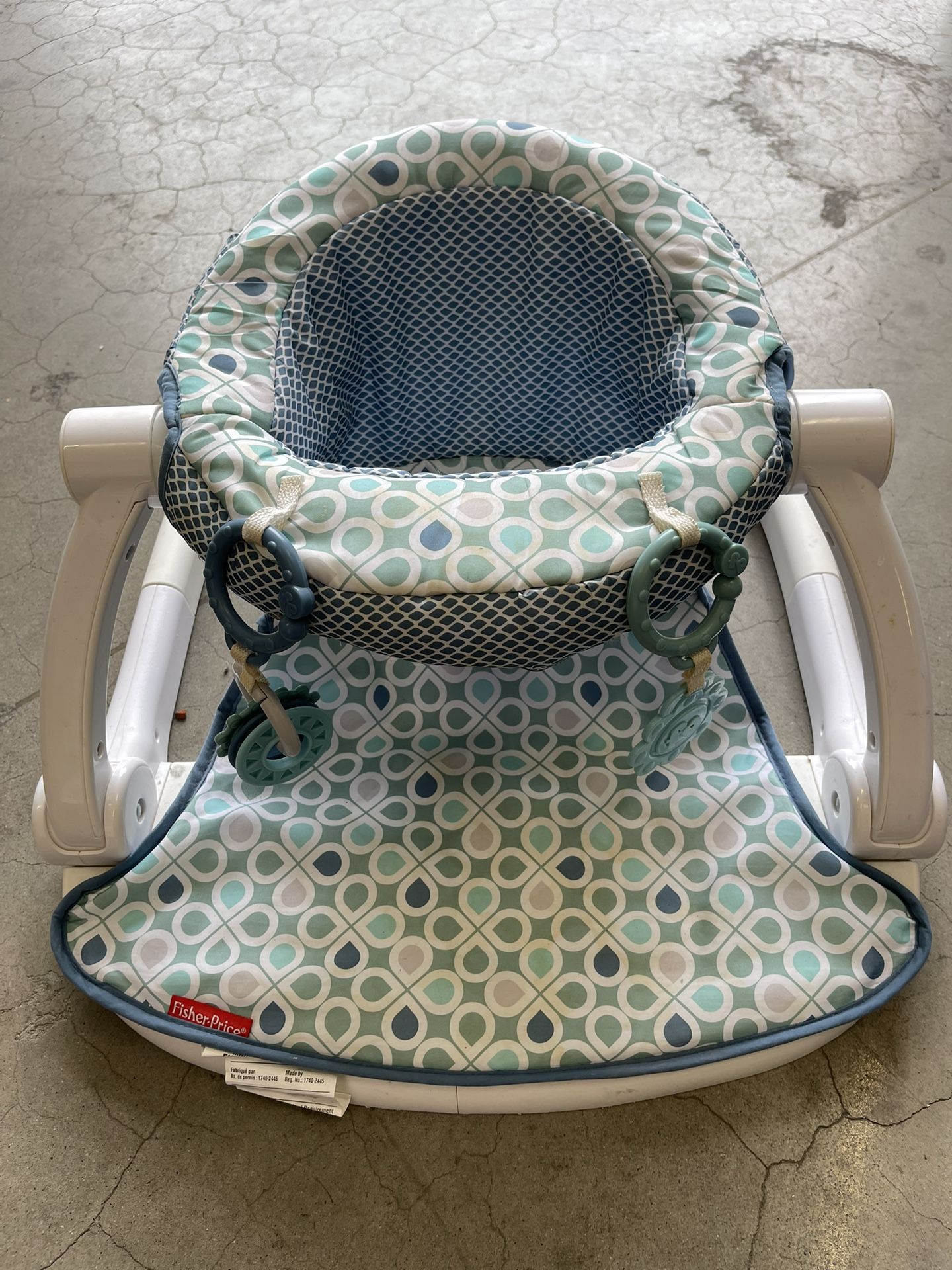 Baby Chair FISHER PRICE Sit-Me-Up Floor Seat mint condition $15 19082/19026/19151 p/u meet/deliver