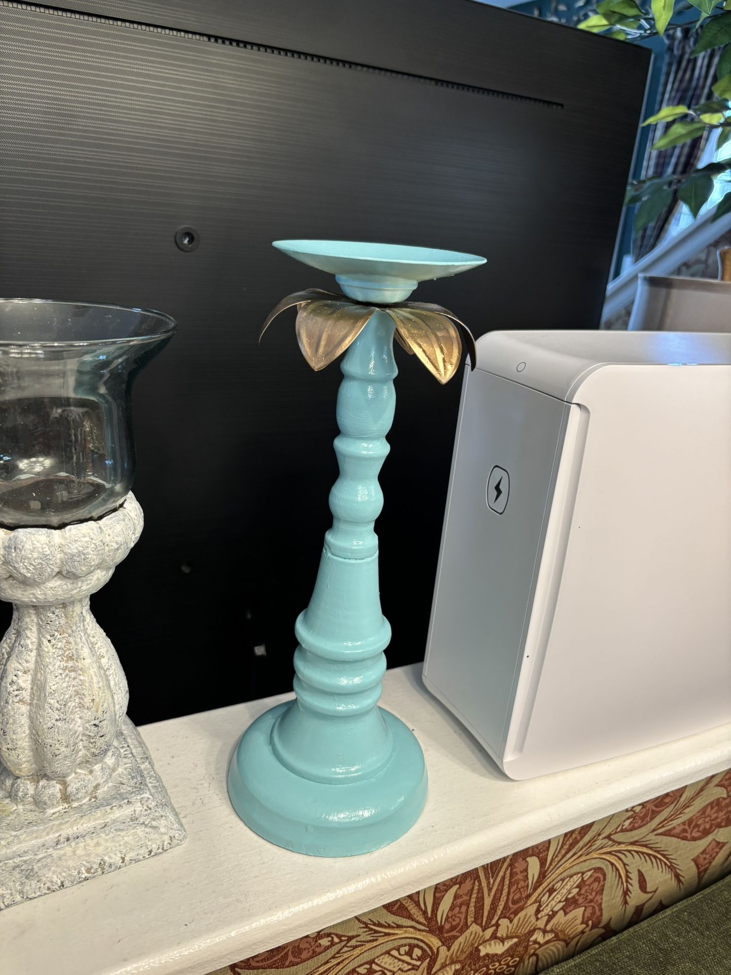 Gorgeous New Aqua Blue Candlestick With Gold Petals