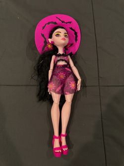 Free Draculaura Scare-Adise Island 2023 Fashion Doll Mattel Monster High