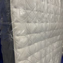 Super Thick Queen Pillow Top Mattress. Everything Must Go This Week.