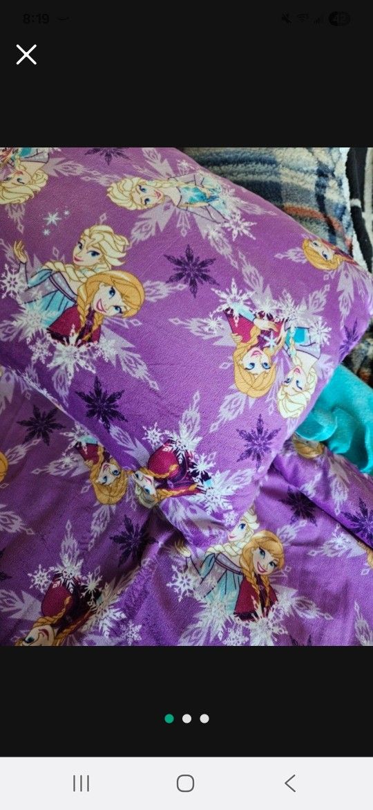 Toddler Bedding Size. Double Sided. New.