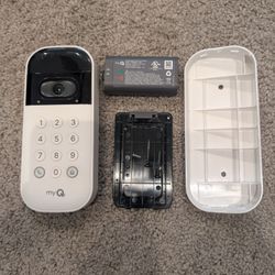 myQ Wifi Garage Door Keypad Security Opener Battery Powered