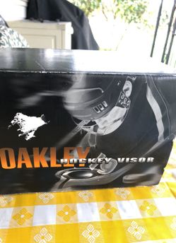 Hockey visor (Oakley)