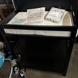 Crib With Changing Station 
