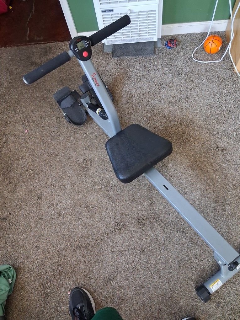 Work Out Rowing Machine