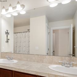 Wall Candle Holder Set