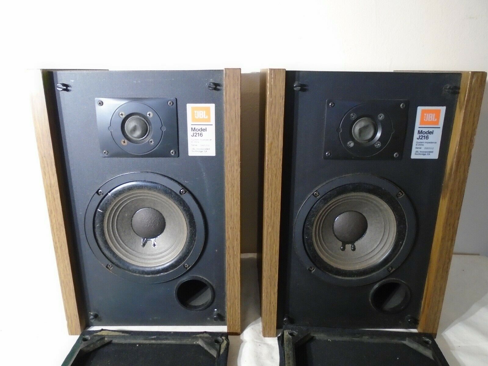 JBL Model J216 Vintage Two Way Shelf Monitor Floor Speaker System USA Made