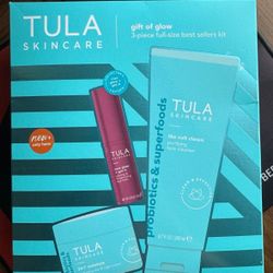 TULA SKINCARE Gift of Glow Full-Size Best Seller Gift Set