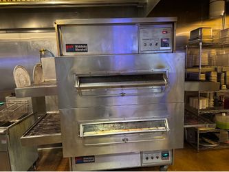 Middleby Marshall Oven works great !