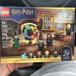 Harry Potter Hogwarts™ Castle: Sorting Hat™ Ceremony Lego Set
