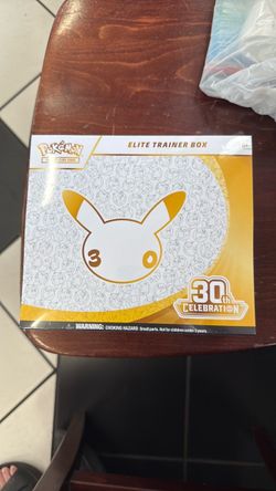 Pokémon 30th Anniversary Etb