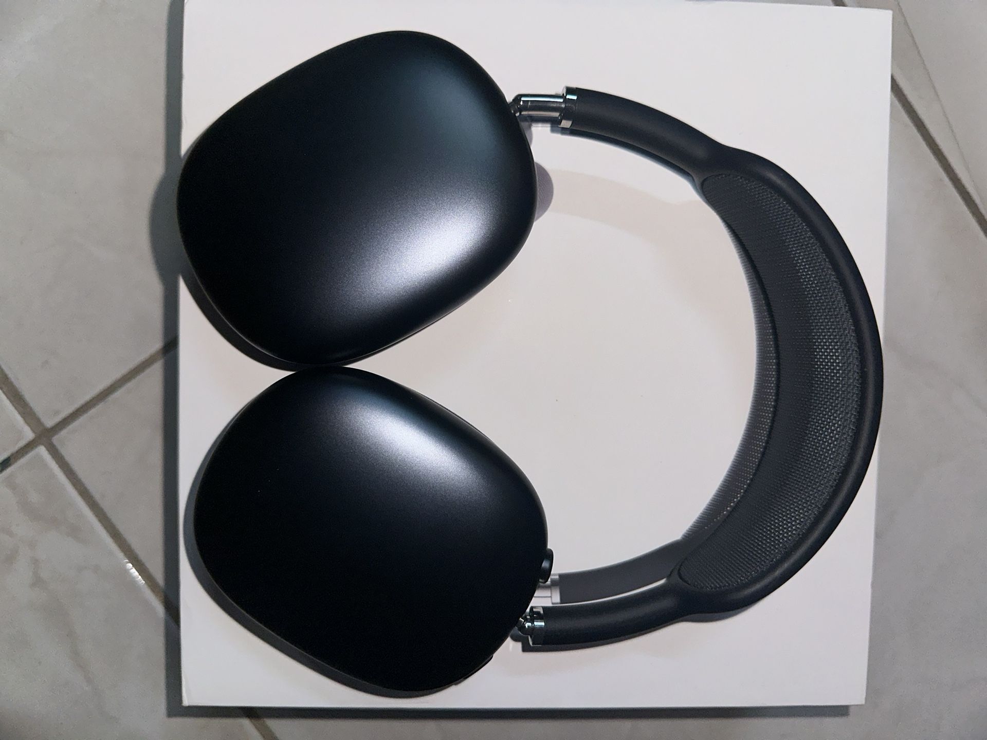 AirPods Max Midnight