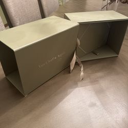 Van Cleef & Arpels necklace green packaging Empty box 