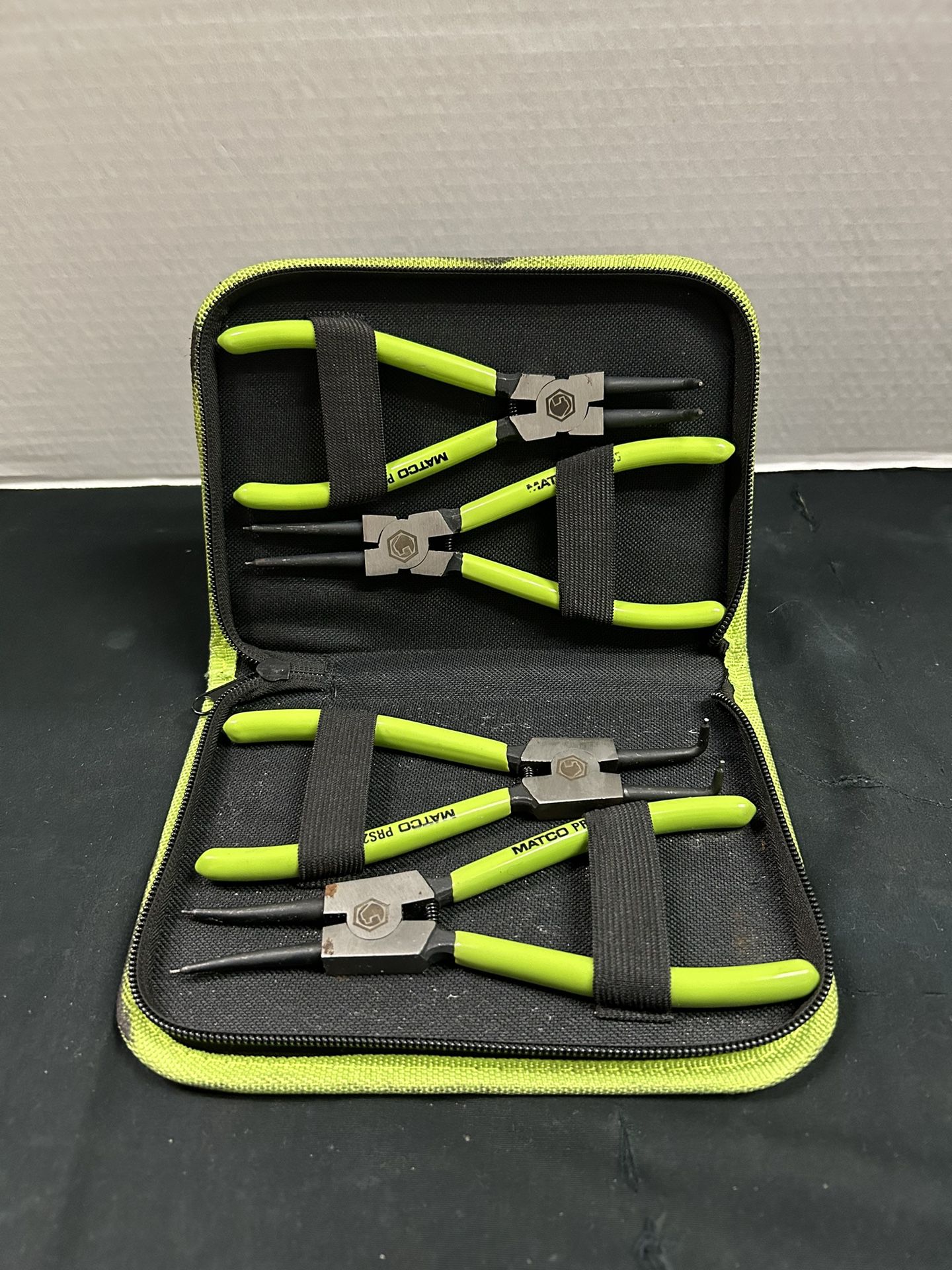 Matco Tools 4PC Snap Ring Plier Set In Soft Case SPRS45