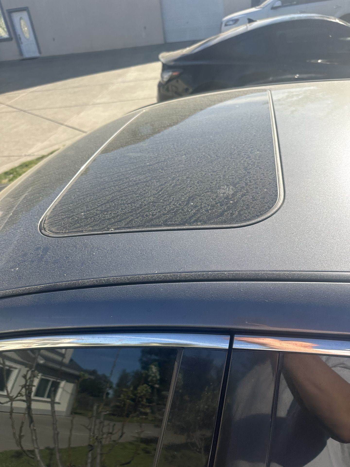 Infiniti G37 Q40 Q50 Q60 sunroof glass