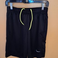 Nike Men's Training Shorts Size Small 