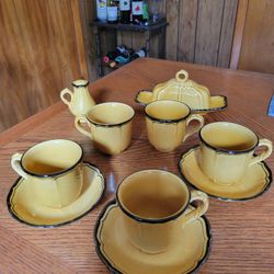 Vintage La Mancha Gold 5 cups, three with saucers & butter dish from  Metlox 